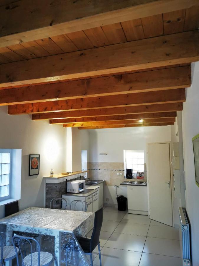 Appartement 4-6 Personnes A Proximite Des Stations Et Grands Cols Saint Avre la Chambre Ngoại thất bức ảnh