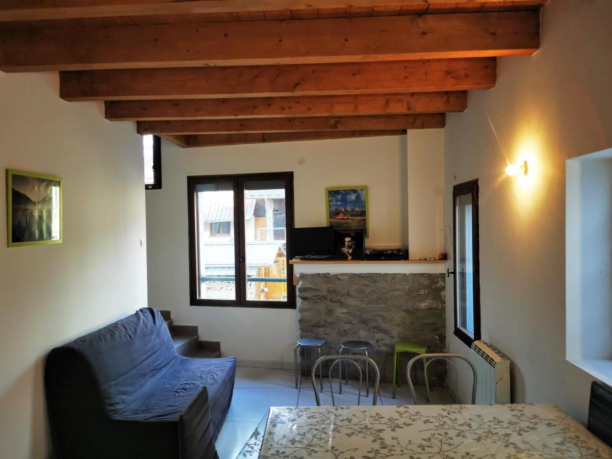 Appartement 4-6 Personnes A Proximite Des Stations Et Grands Cols Saint Avre la Chambre Ngoại thất bức ảnh